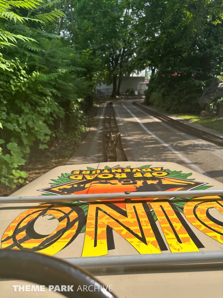 Dino Off Road Adventure at Six Flags New England