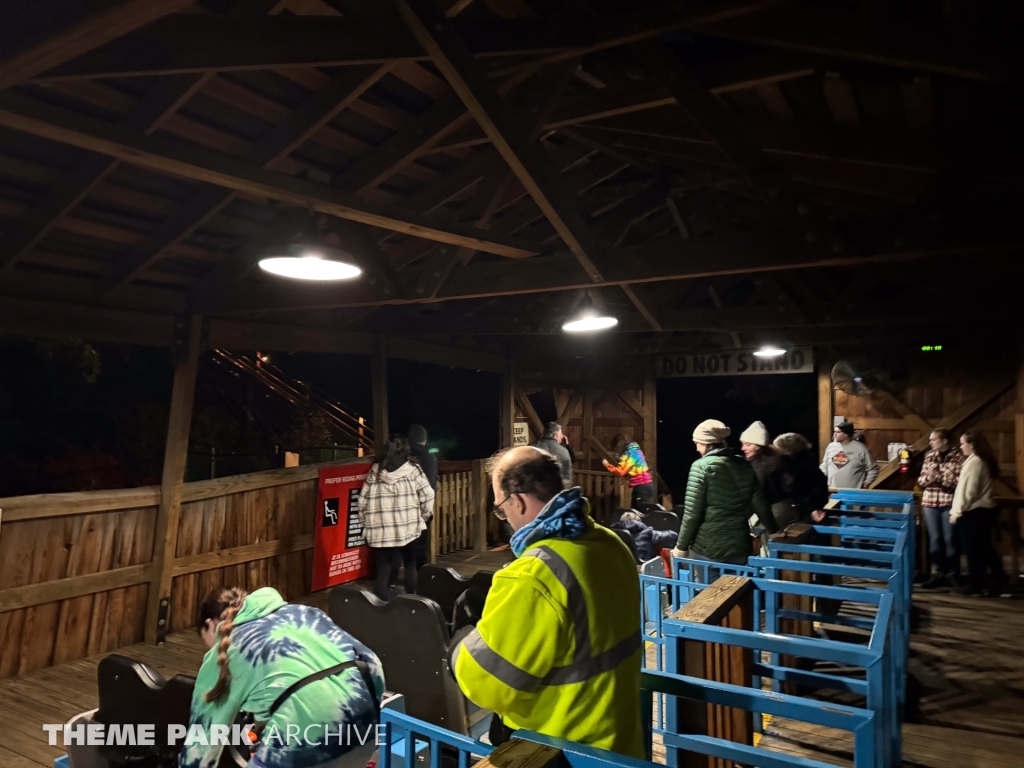 Tremors at Silverwood Theme Park and Boulder Beach Waterpark