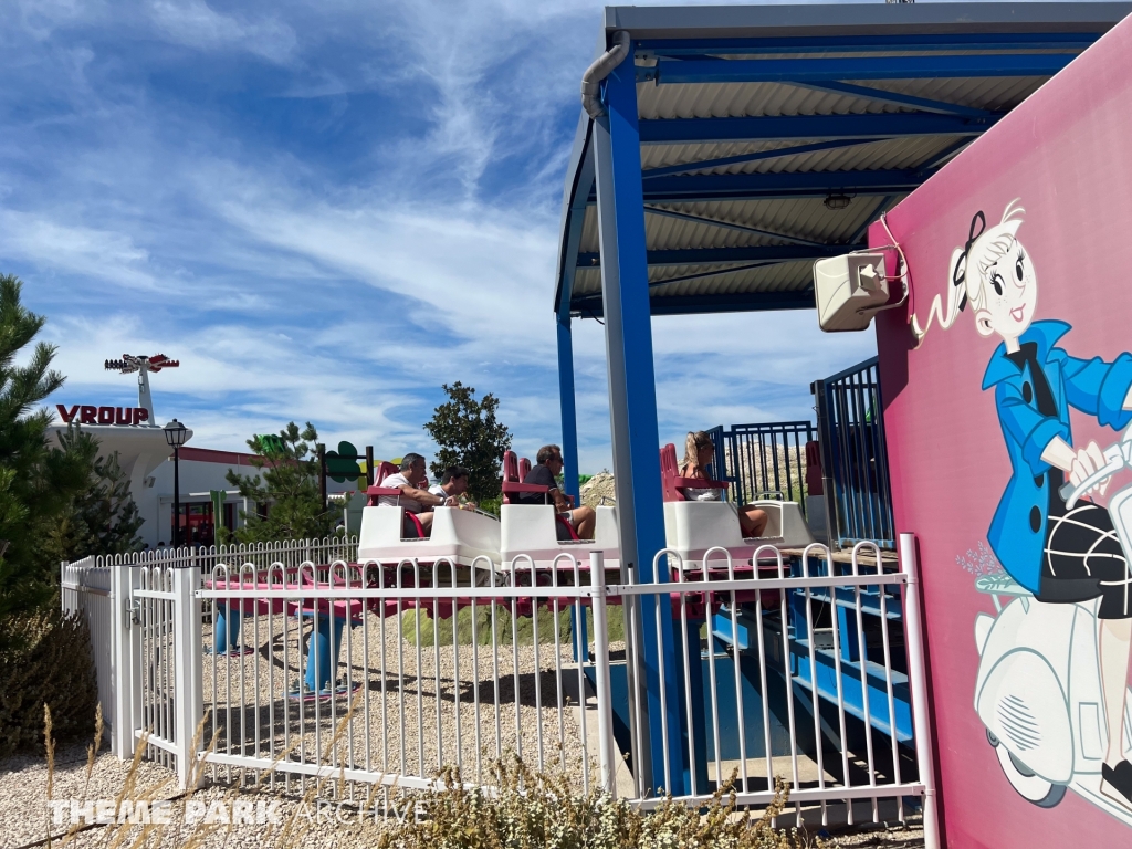 En Avant Seccotine at Parc Spirou