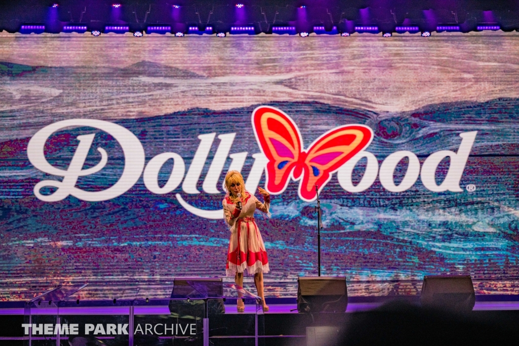 DP's Celebrity Theatre at Dollywood