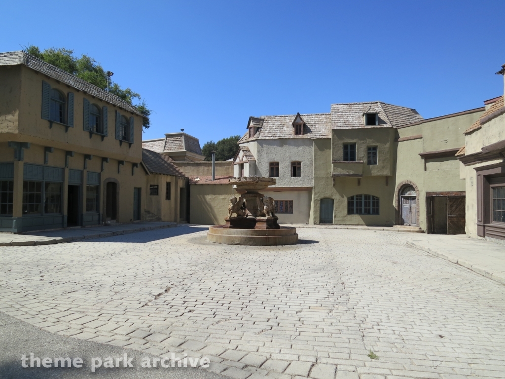 Studio Tour at Universal City Walk Hollywood