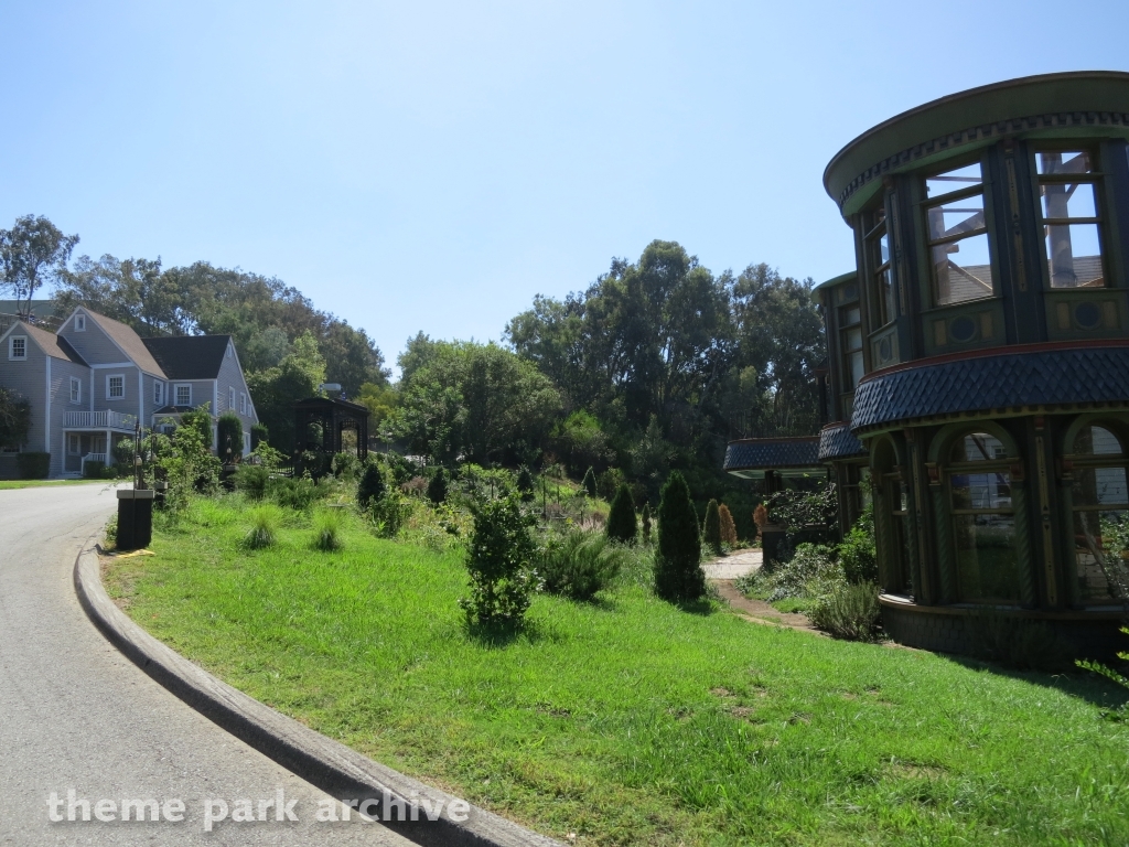 Studio Tour at Universal City Walk Hollywood