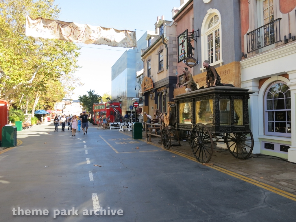 Upper Lot at Universal City Walk Hollywood
