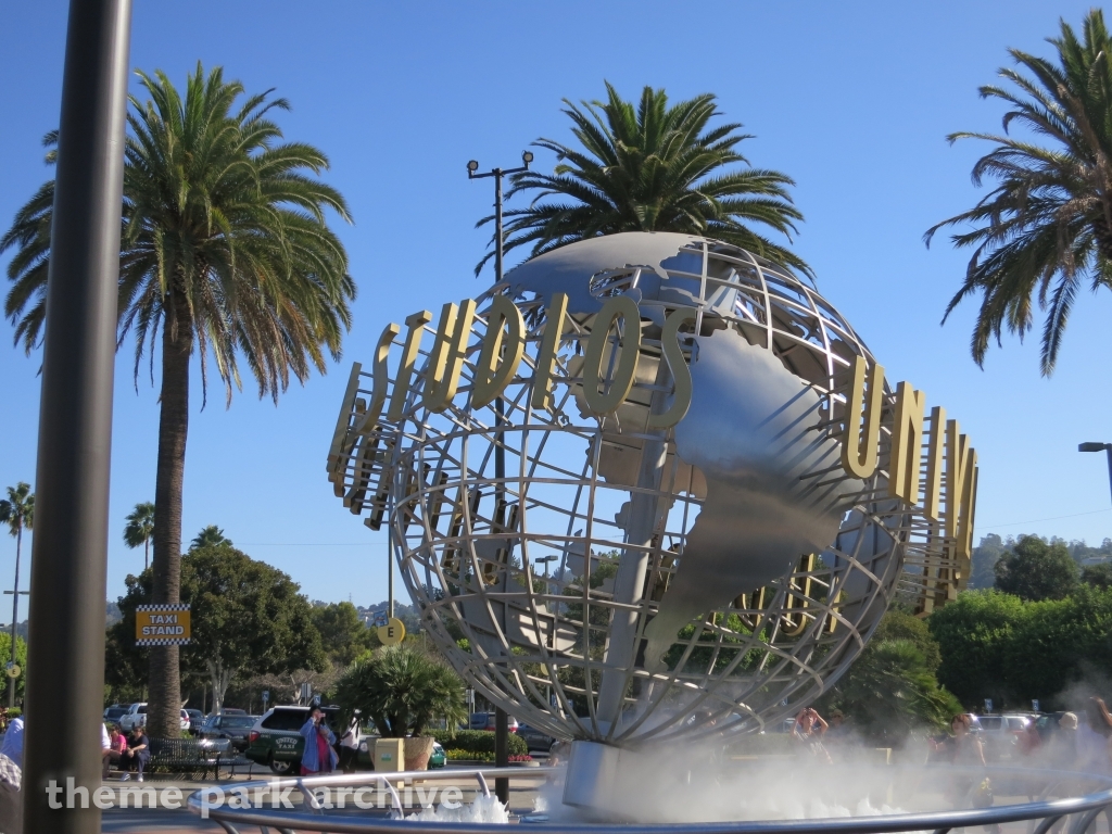 Park Entrance at Universal City Walk Hollywood