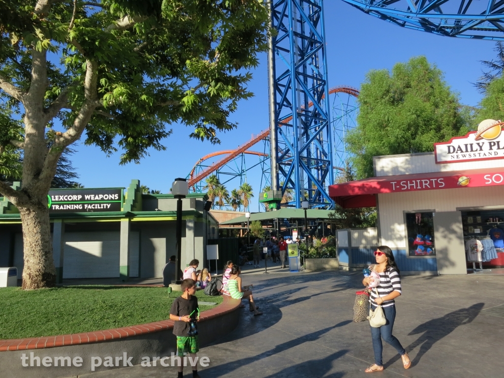 Lex Luthor Drop of Doom at Six Flags Magic Mountain