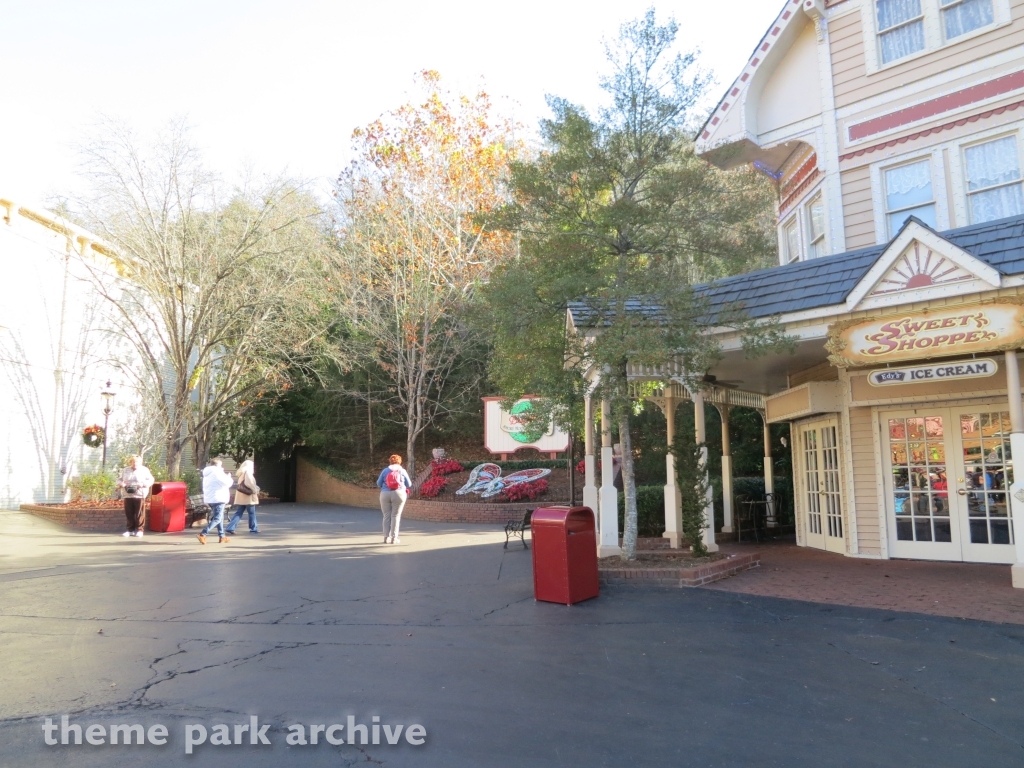 Showstreet at Dollywood