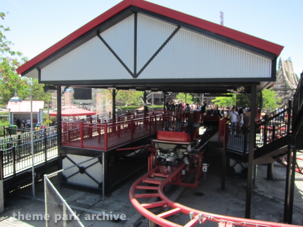 Pandemonium at Six Flags Discovery Kingdom