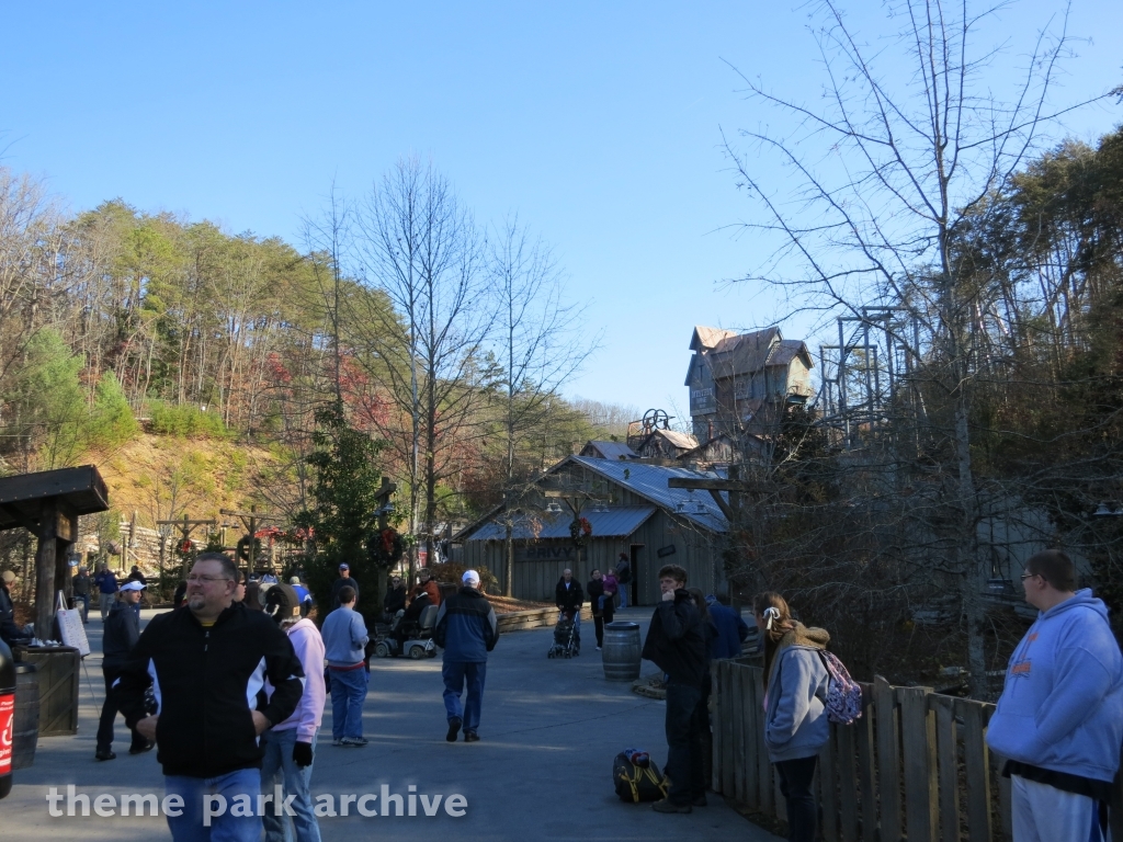 Timber Canyon at Dollywood
