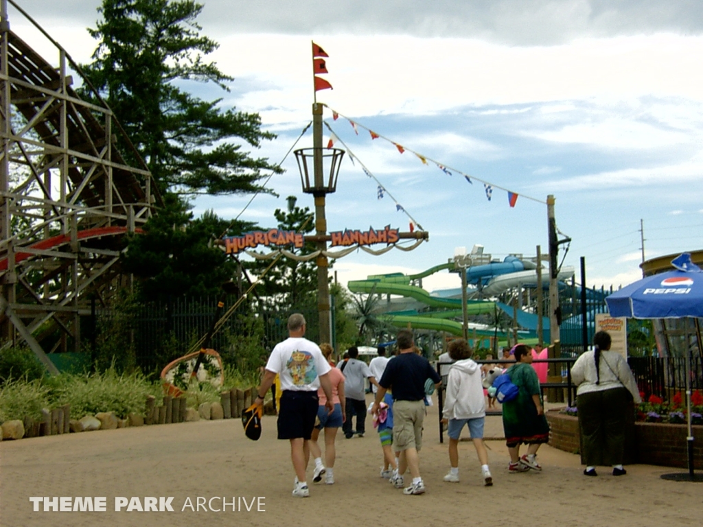 Hurricane Hannah's Waterpark at Geauga Lake