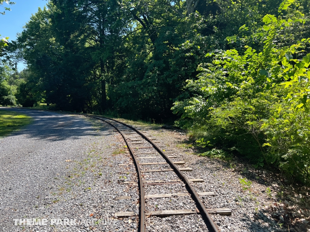 Train at Lakemont Park
