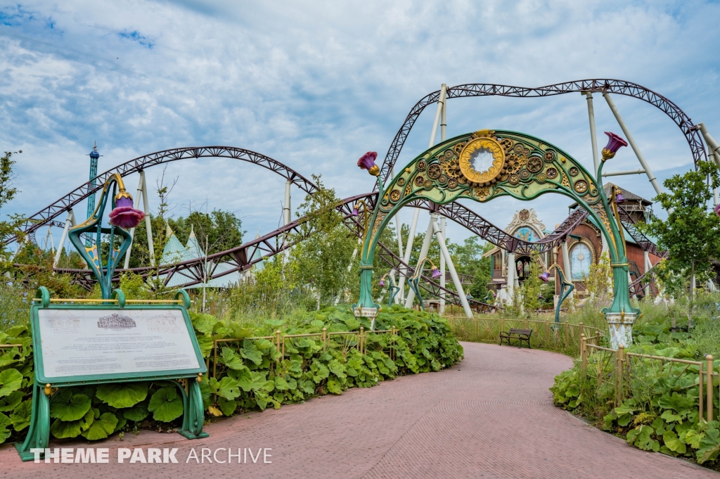 Ride to Happiness at Plopsaland De Panne