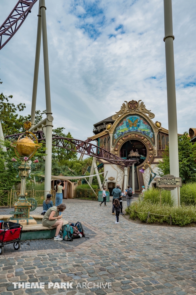 Ride to Happiness at Plopsaland De Panne
