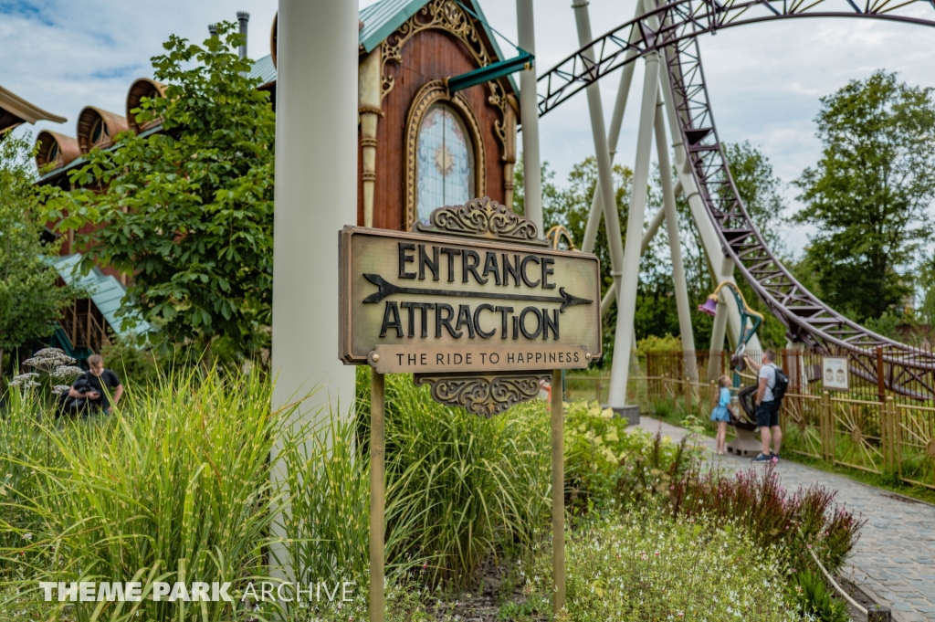 Ride to Happiness at Plopsaland De Panne