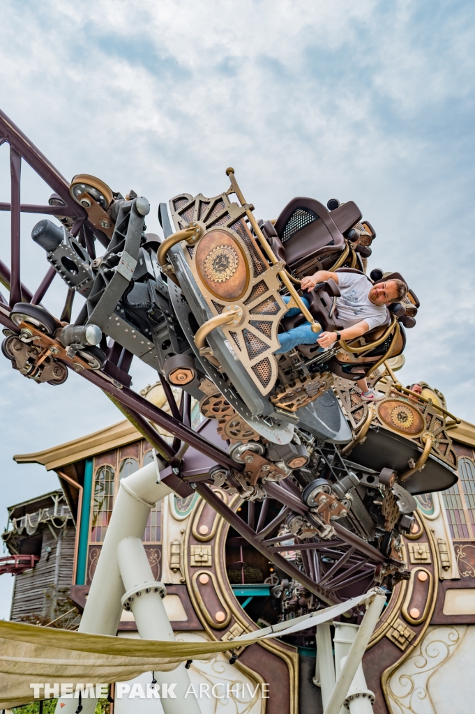 Ride to Happiness at Plopsaland De Panne