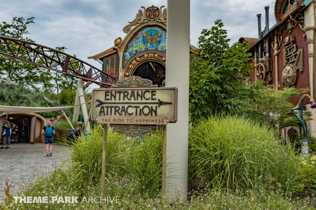 Ride to Happiness at Plopsaland De Panne