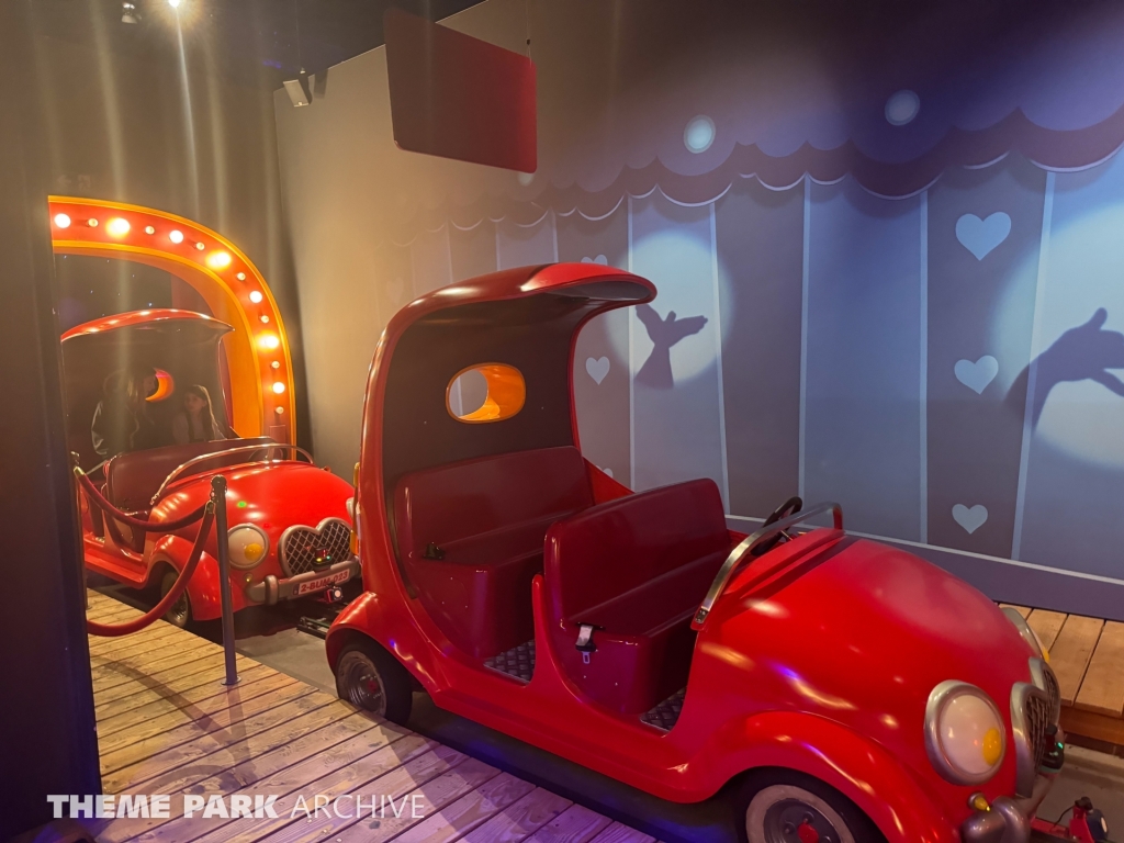 Bumba's World Trip at Plopsaland De Panne