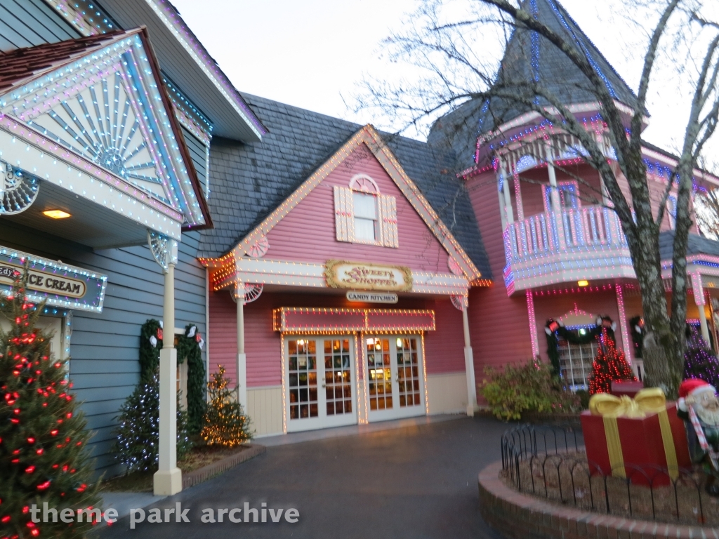 Showstreet at Dollywood