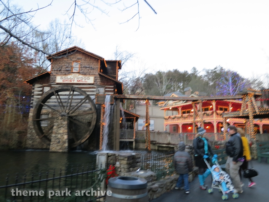 Craftsman's Valley at Dollywood