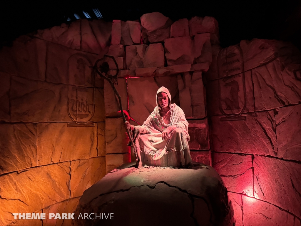 Challenge of Tutankkhamon at Walibi Belgium