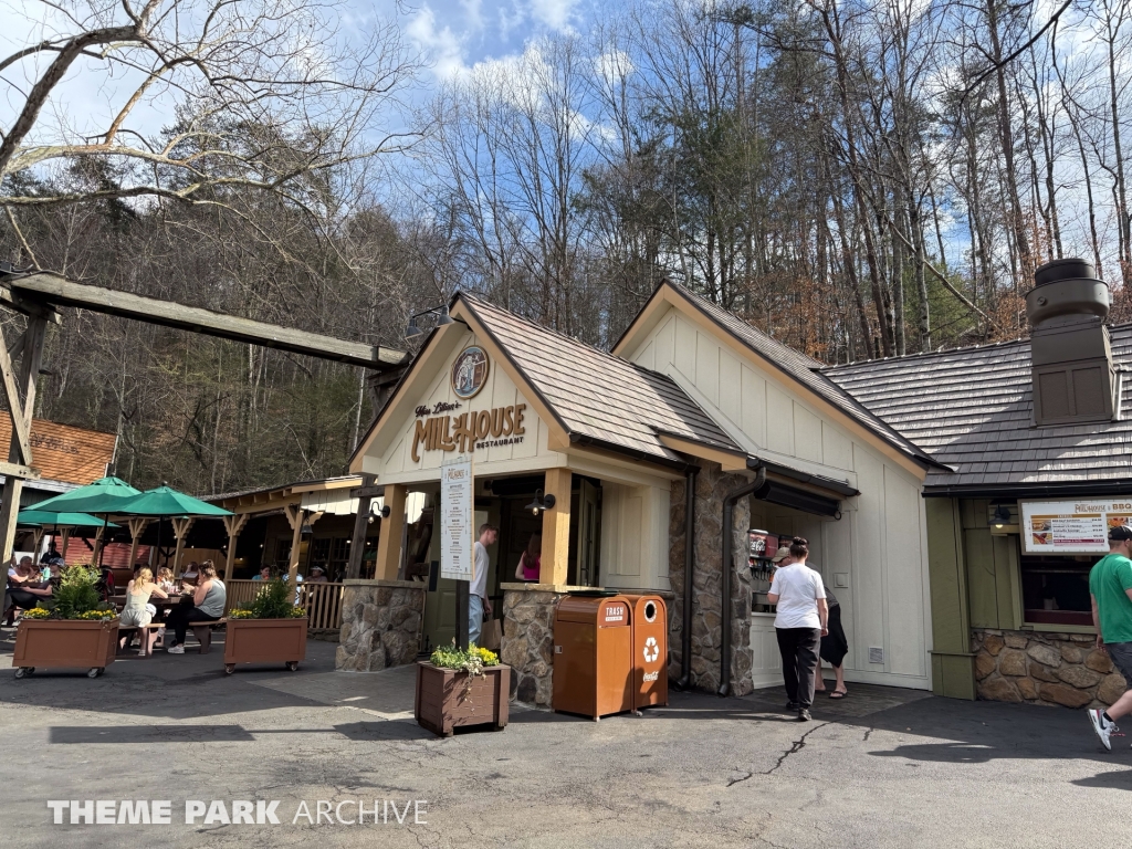 Craftsman's Valley at Dollywood