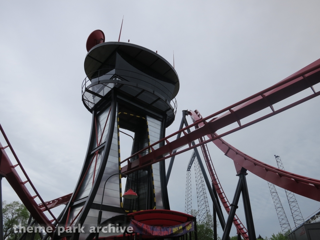 X Flight at Six Flags Great America