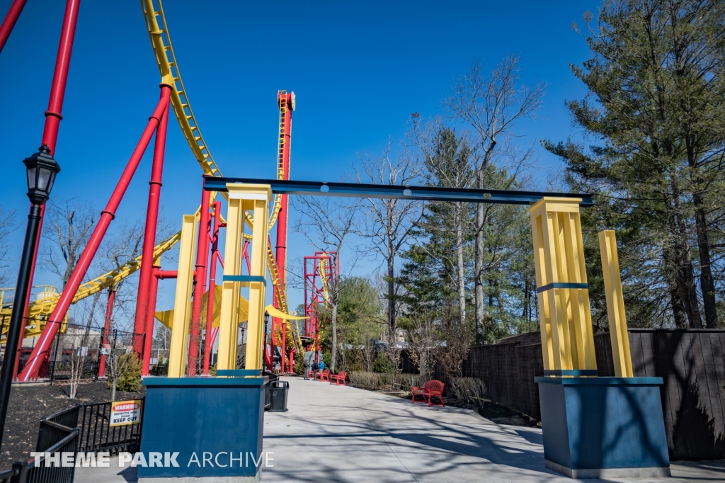 THE FLASH Vertical Velocity at Six Flags Great Adventure
