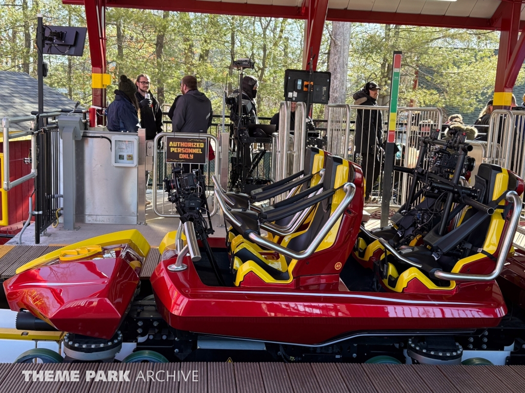 THE FLASH Vertical Velocity at Six Flags Great Adventure