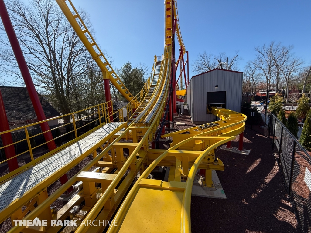 THE FLASH Vertical Velocity at Six Flags Great Adventure