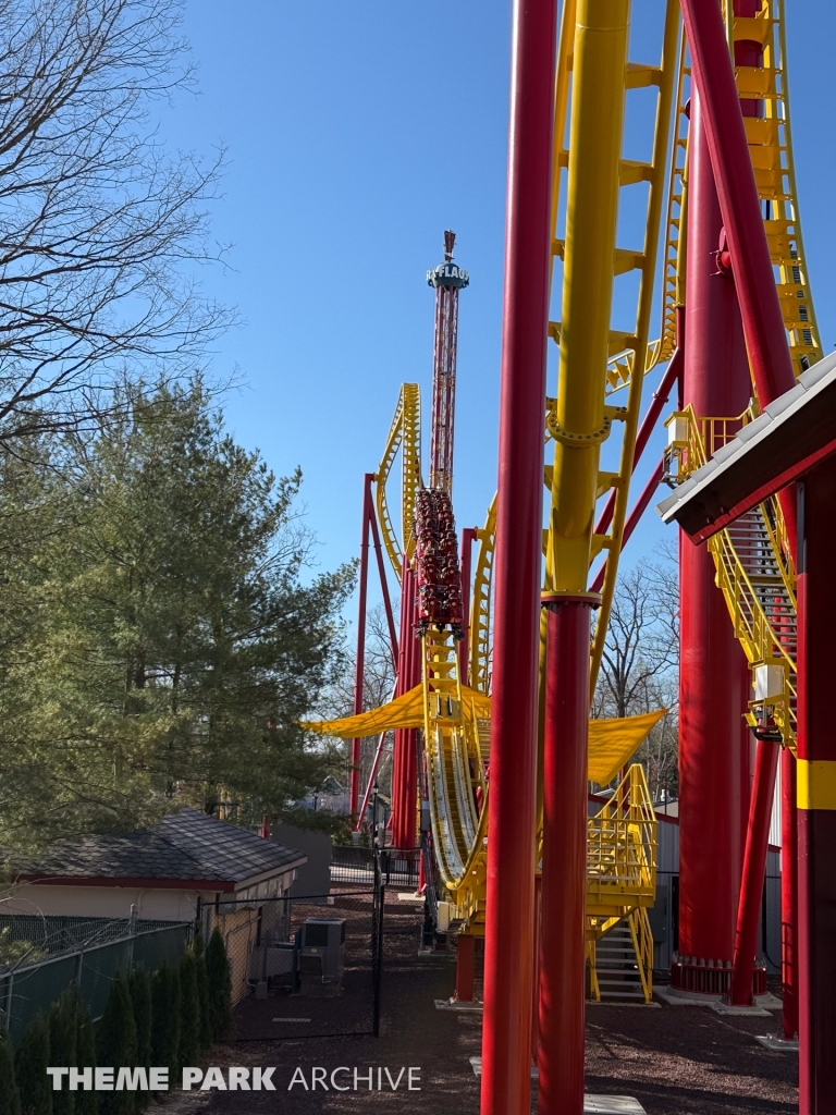 THE FLASH Vertical Velocity at Six Flags Great Adventure