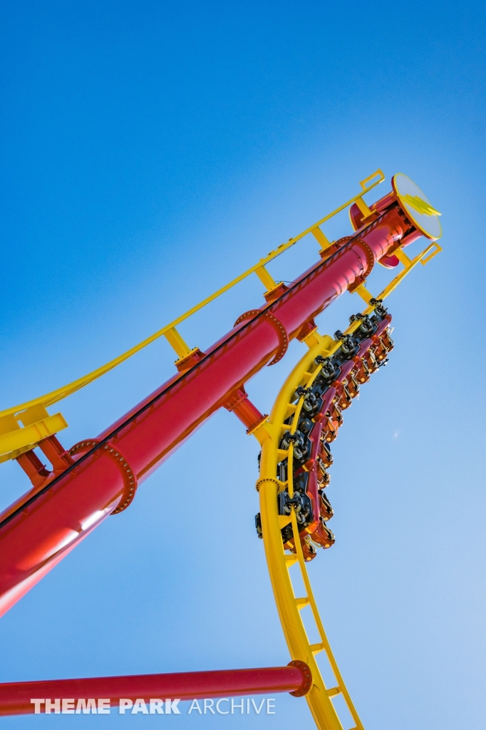 THE FLASH Vertical Velocity at Six Flags Great Adventure