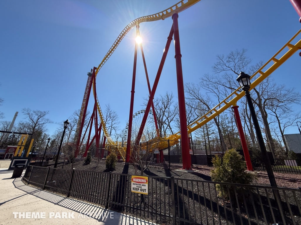 THE FLASH Vertical Velocity at Six Flags Great Adventure