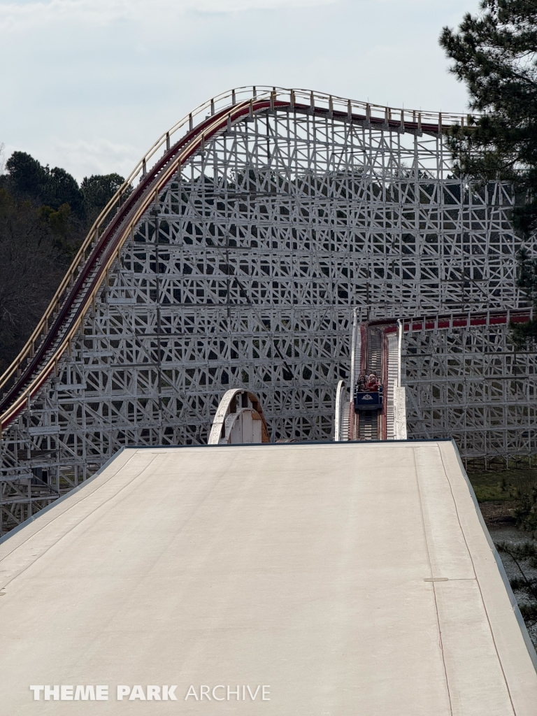 Great American Scream Machine at Six Flags Over Georgia