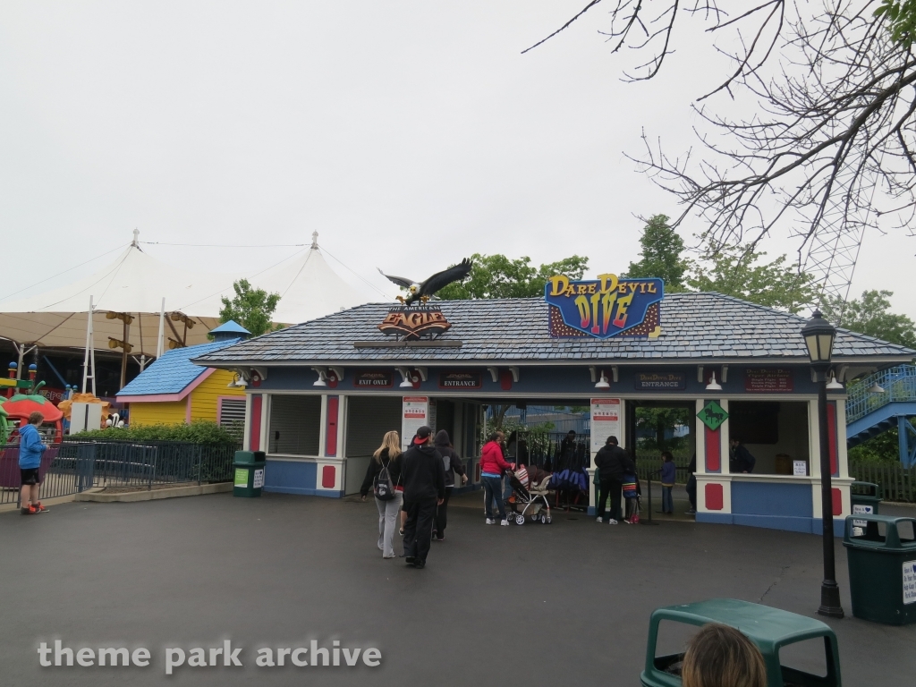 Dare Devil Dive at Six Flags Great America