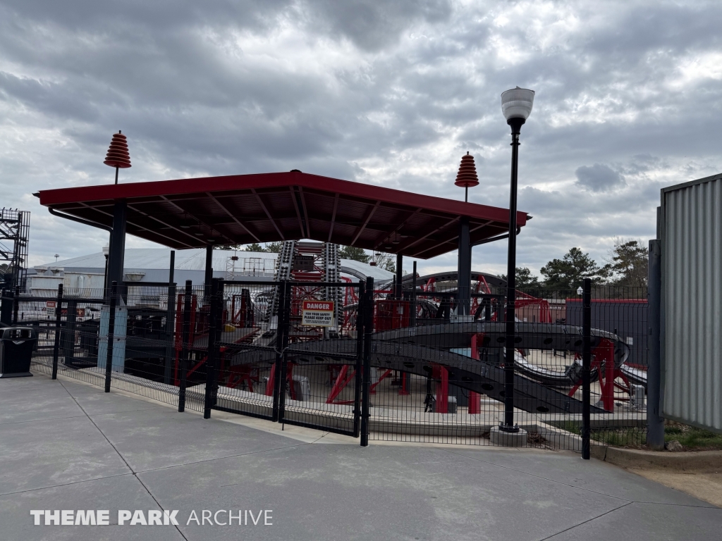 Kid Flash Cosmic Coaster at Six Flags Over Georgia