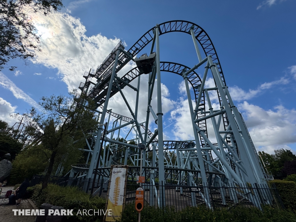 Naga Bay at Bobbejaanland