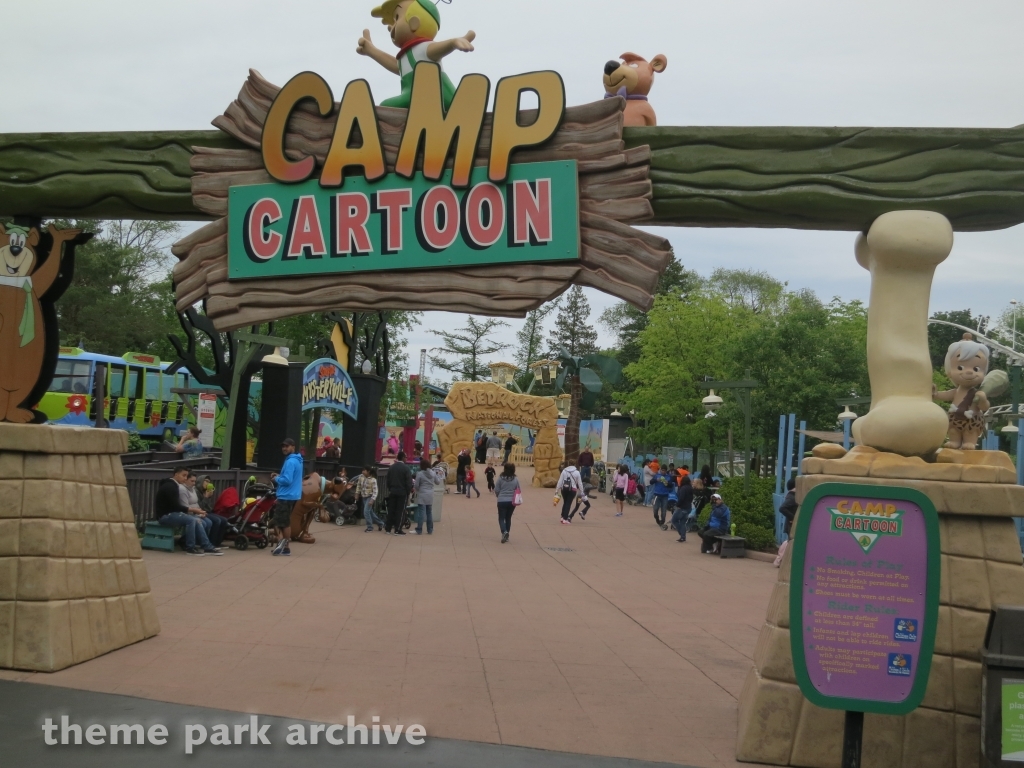 Camp Cartoon at Six Flags Great America