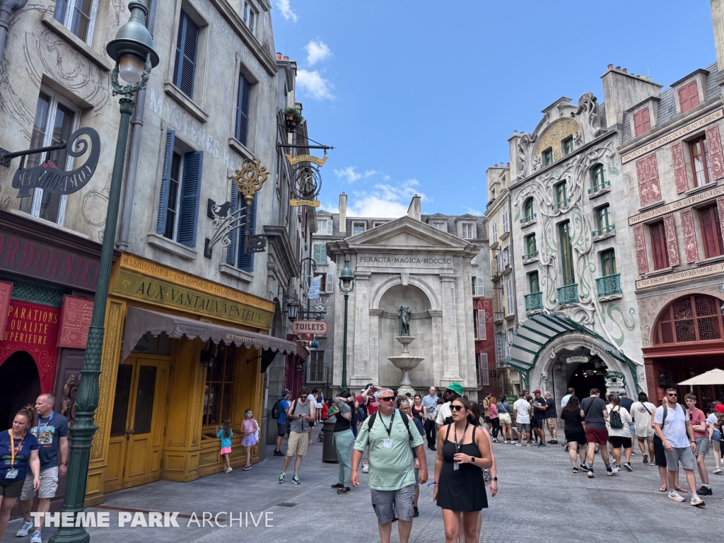 Wizarding World Harry Potter and the Ministry of Magic at Universal Epic Universe