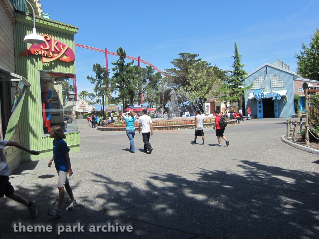 Misc at Six Flags Discovery Kingdom