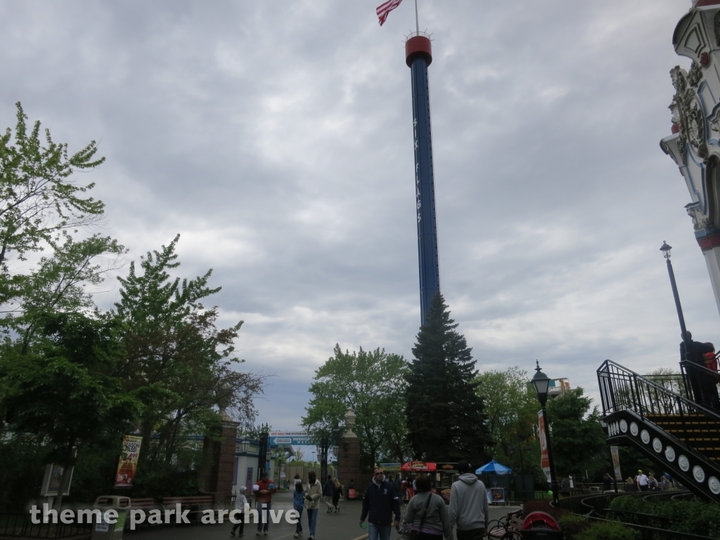 Sky Trek Tower at Six Flags Great America