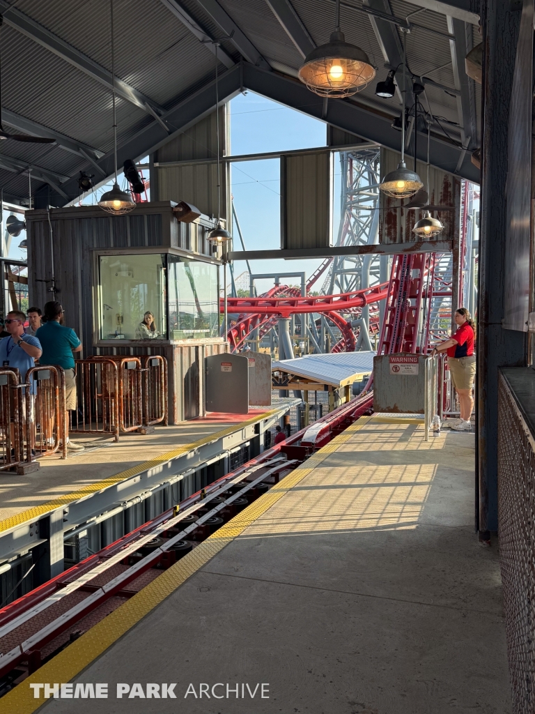 Siren's Curse at Cedar Point