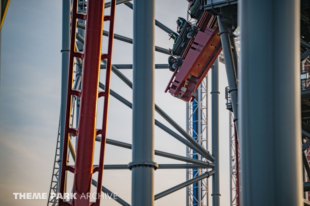 Siren's Curse at Cedar Point