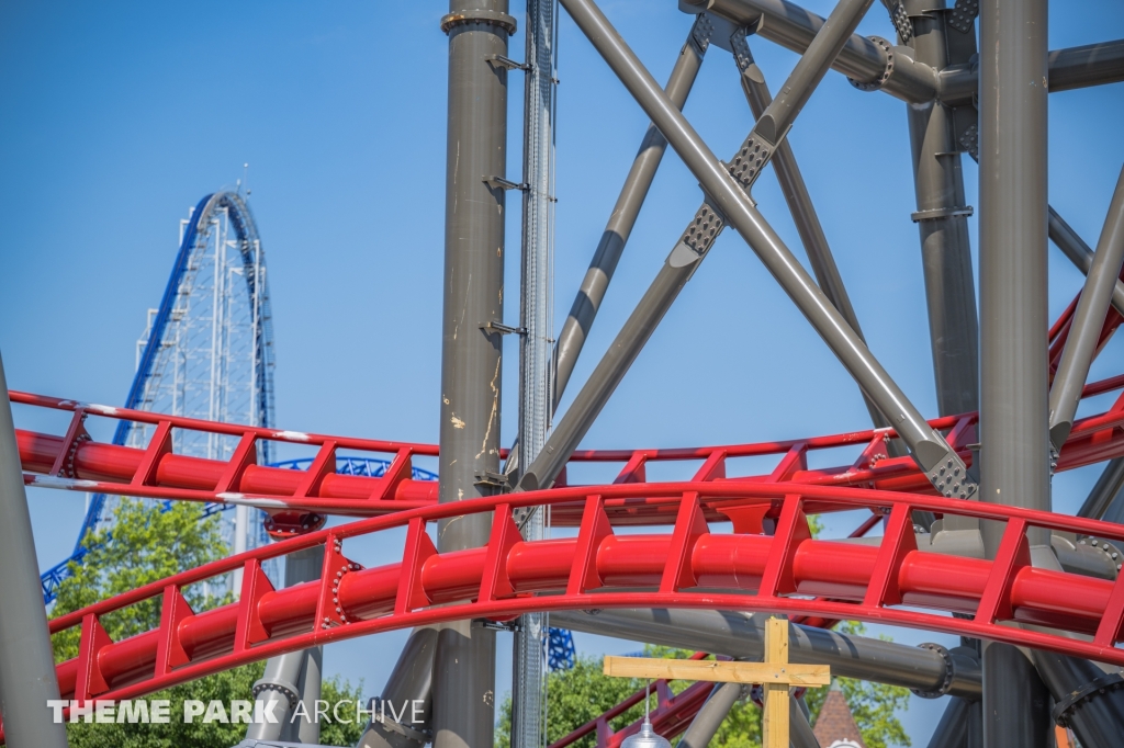 Siren's Curse at Cedar Point