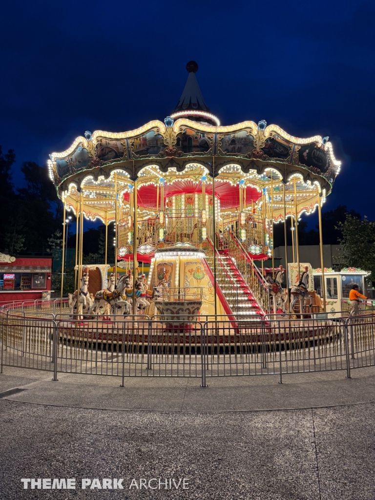 Carrusel de Chapultepec at Aztlán Parque Urbano