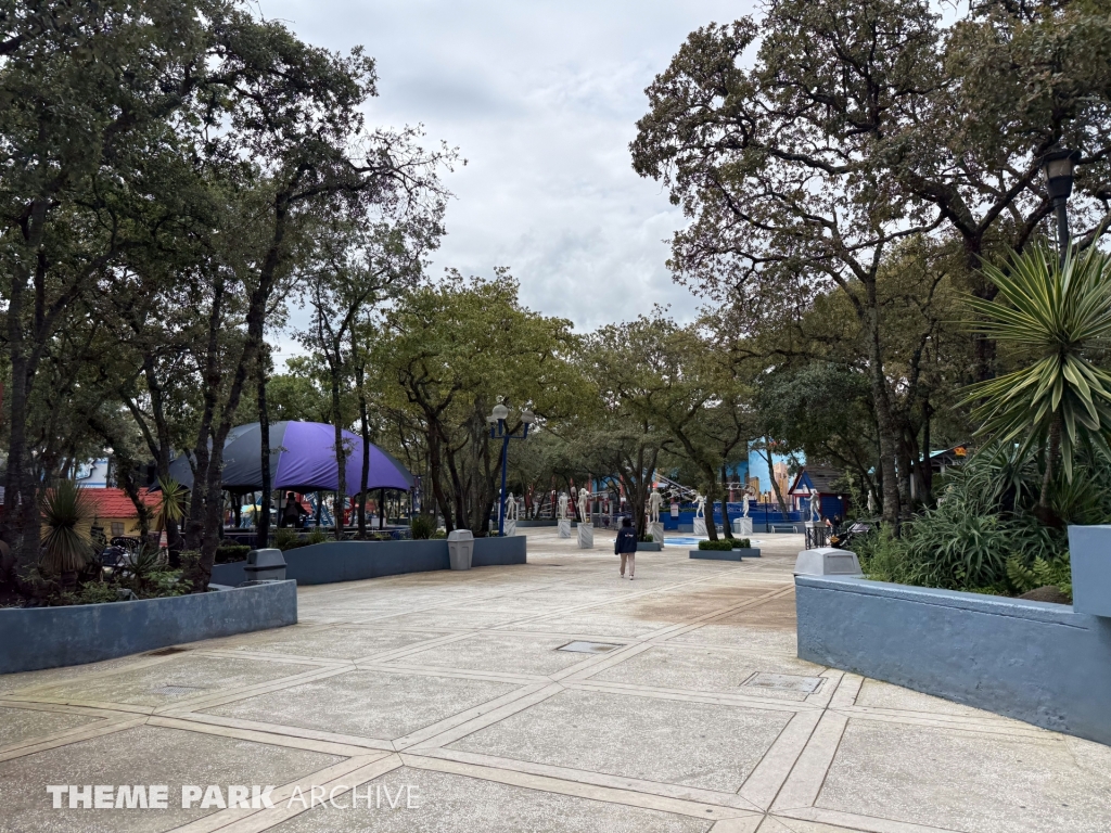 Misc at Six Flags Mexico