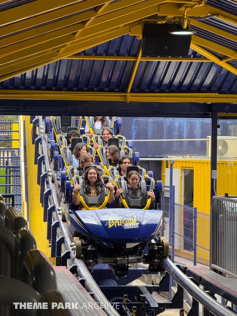 Batgirl Batarang at Six Flags Mexico