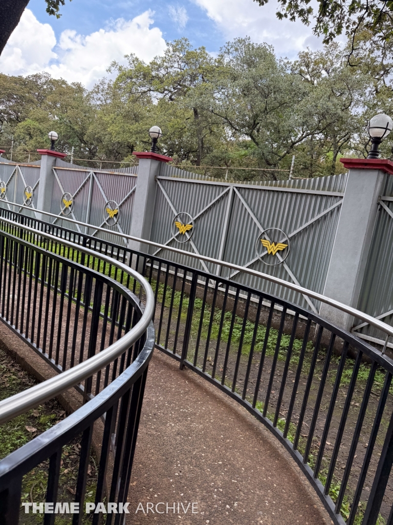 Wonder Woman Coaster at Six Flags Mexico