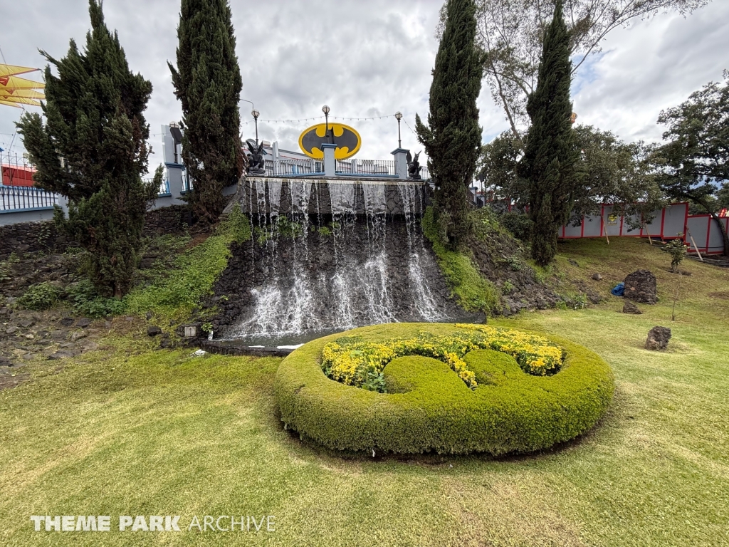 Batman The Ride at Six Flags Mexico