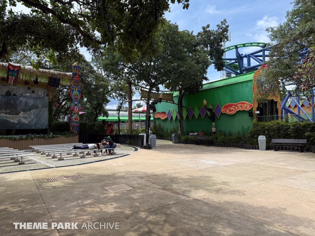 Misc at Six Flags Mexico