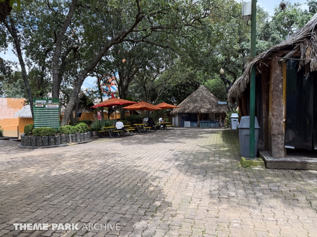 Misc at Six Flags Mexico