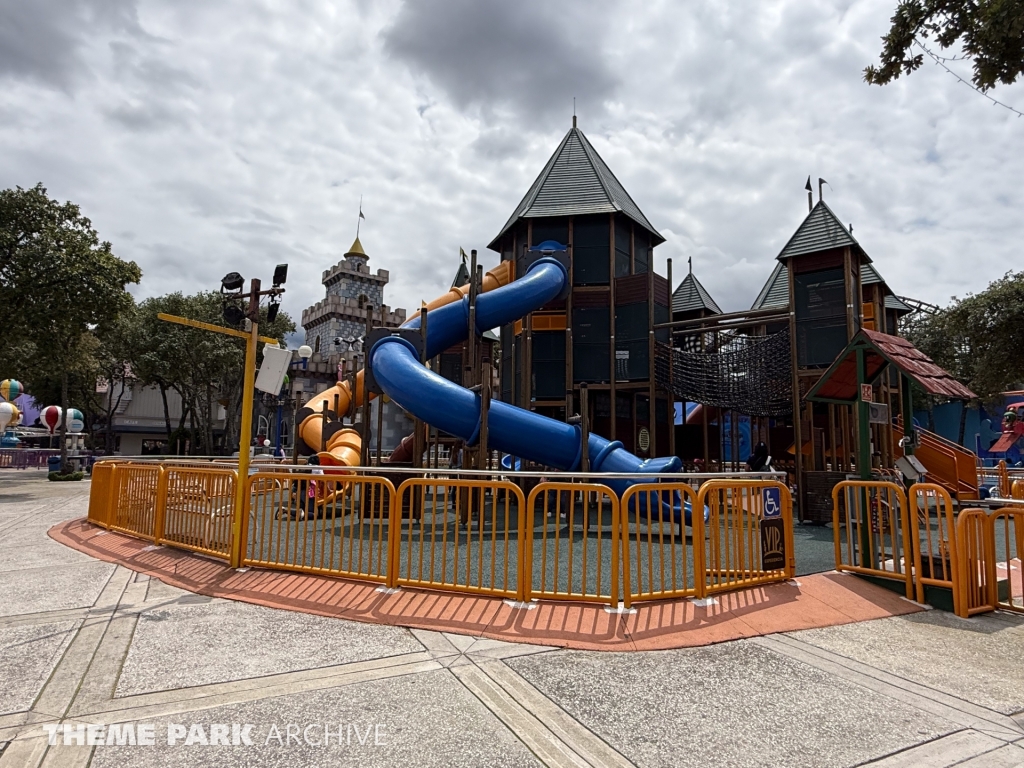 Misc at Six Flags Mexico